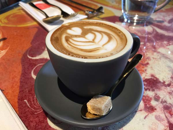 janice-wong-latte-by-glamorazzi