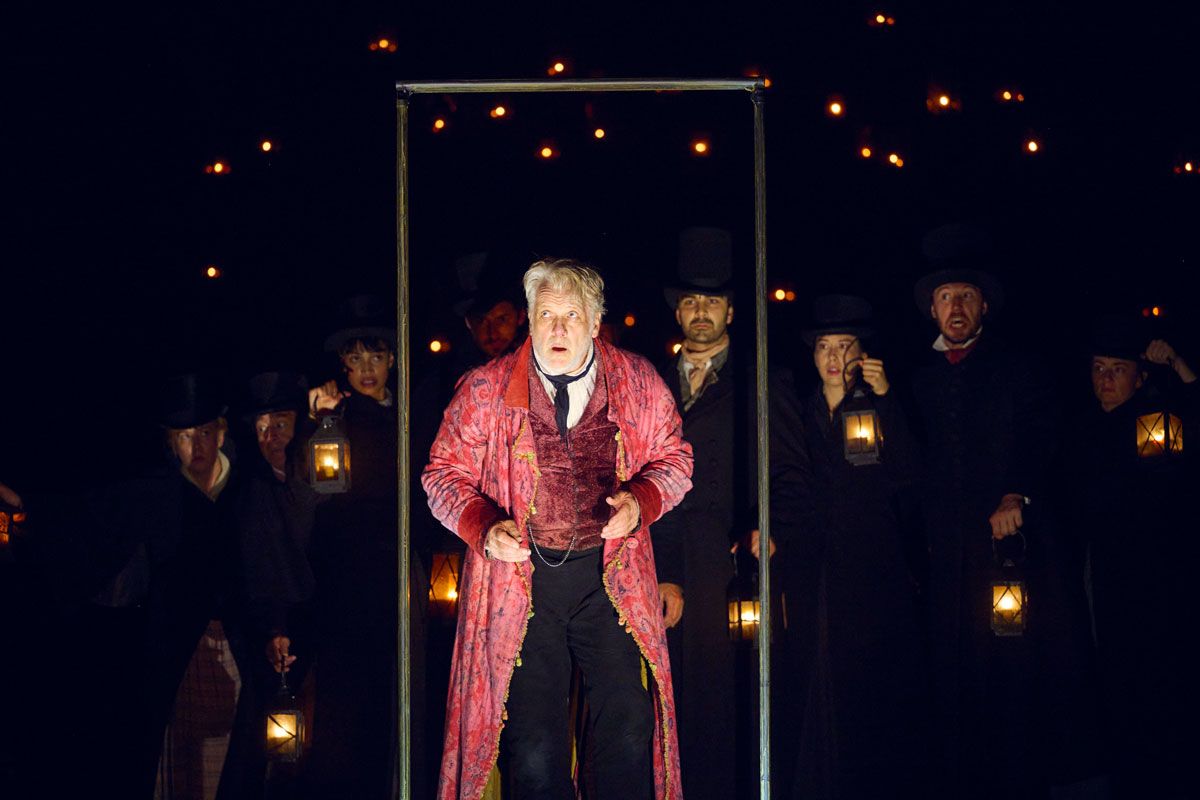 A Christmas Carol Dazzles at Comedy Theatre Melbourne, Erik Thompson