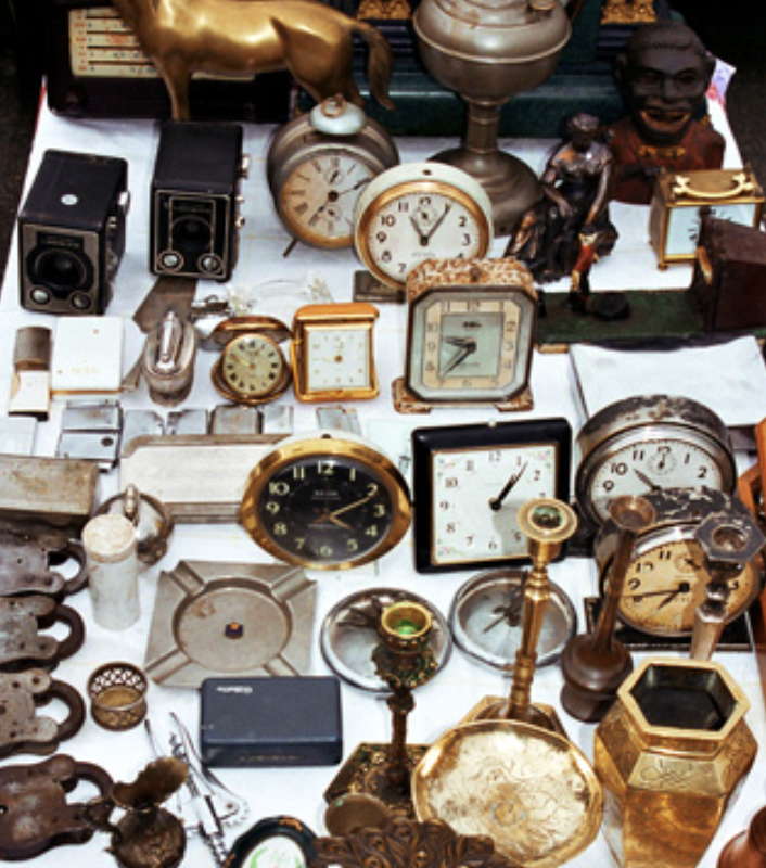 Outdoor booths at Coburg Trash & Treasure Market