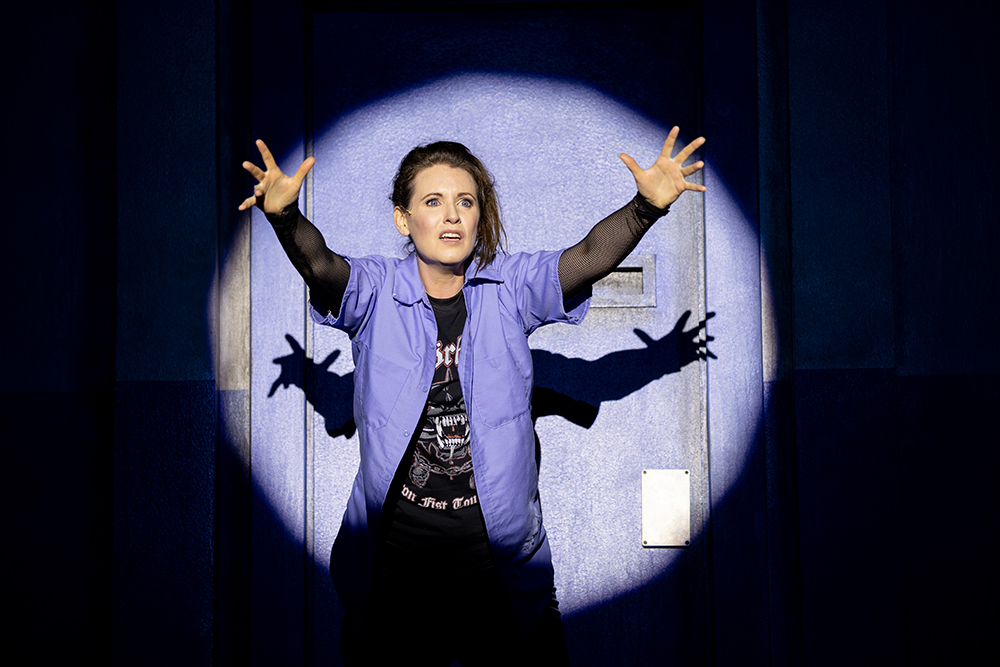 Contemporary Opera, Up Close