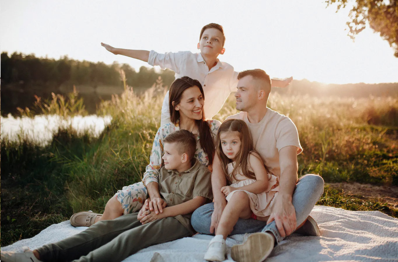 Family enjoying Easter long weekend outdoors Melbourne 2026 sunset picnic